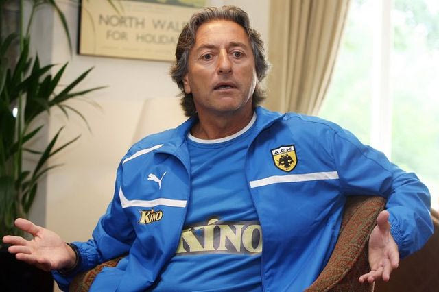 Βλάχος: “Όποιος δεν μπορεί, σπίτι του”