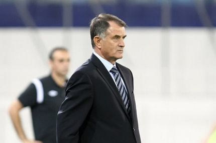 Κόουτς γιατί επιμένεις;