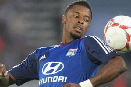 Επίσημα στη Σάλκε ο Μπάστος