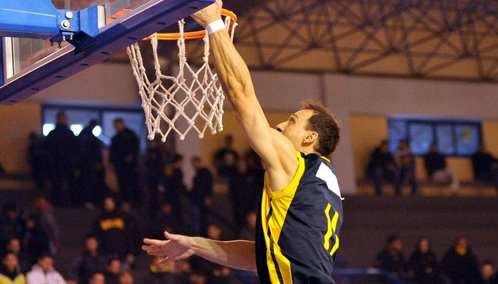 Ανανέωσε ο Δέσπος, στην ΑΕΚ οι Καπετζόγλου, Βαβάτσικος