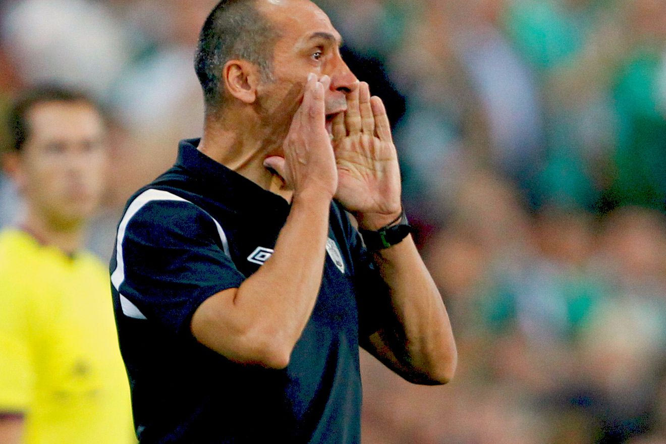 Κύριε Δώνη, τη δουλειά σας…