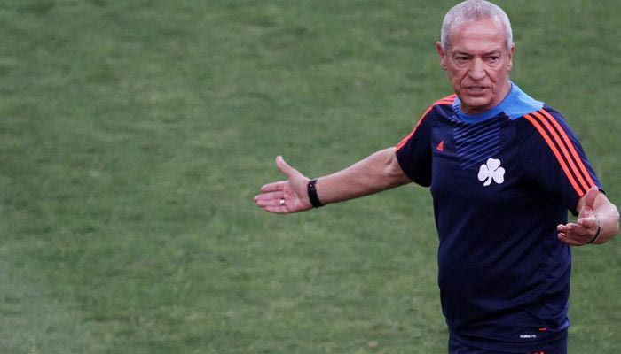 Πλήρης και με αλλαγές