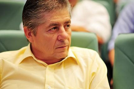 Καϋμενάκης: “Αφού τους φτύσω, θα ανακαλέσω”