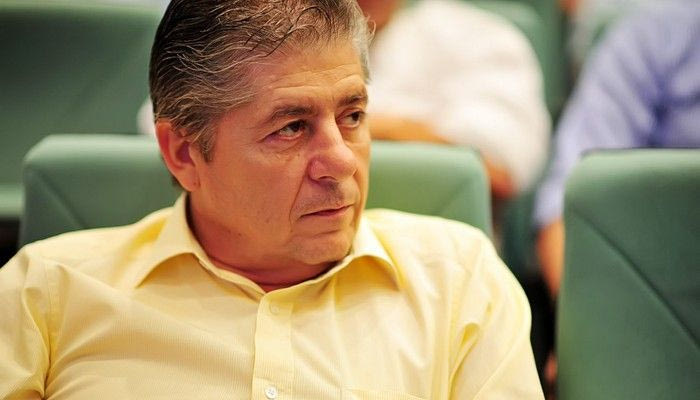 Καϋμενάκης: “Αφού τους φτύσω, θα ανακαλέσω”