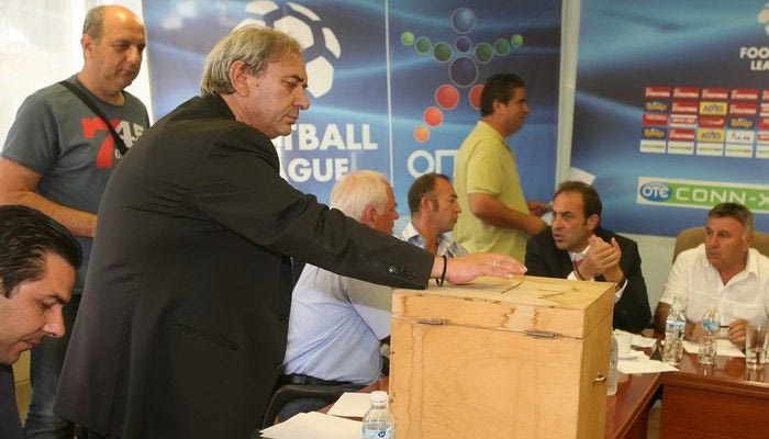 Πάει για… μόνιμος πρόεδρος ο Καλογιάννης