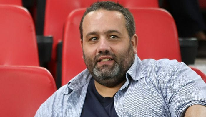 Καραπαπάς: “Δεν μπορούν να κάνουν κακό οι νάνοι…”