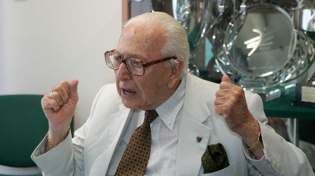 Στήριξη σε Μακρόπουλο, απάντηση στην ΠΑΕ