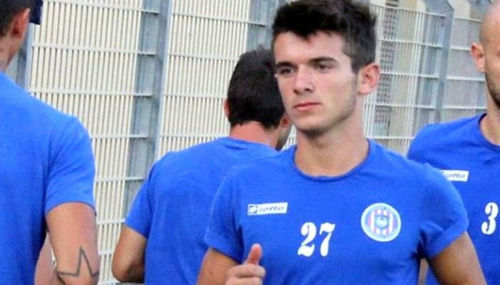 Επενδύει σε Μούτσα