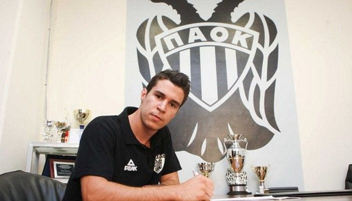 Kαι τυπικά ασπρόμαυρος ο Νικολόπουλος