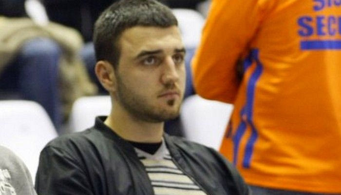 Yπέγραψε τον Ντραγκίσεβιτς