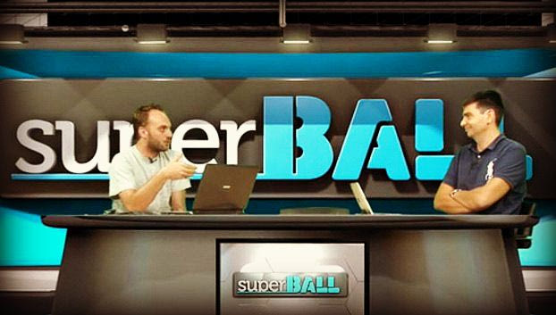 Κυριακή με SUPER BALL LIVE
