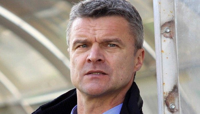 Πέντε πρόσωπα, μια κατηγορία