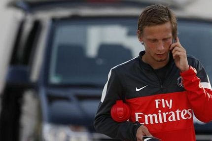 Σαντόμ αντί Λασανά Ντιαρά