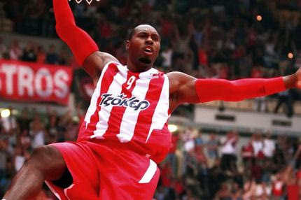 Απολογήθηκε αλλά δεν γλιτώνει ο Ντόρσεϊ