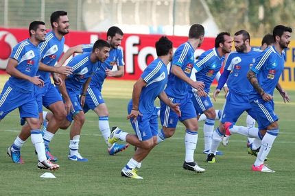 “Ευτυχώς η εθνική δεν είναι… ελληνική”