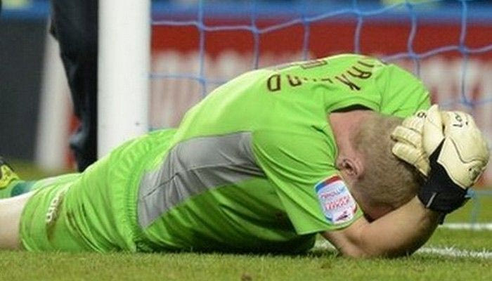 Οπαδός χτύπησε τον Κέρκλαντ στο γήπεδο