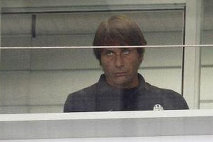 Οι… μυστικοί διάδρομοι του Κόντε