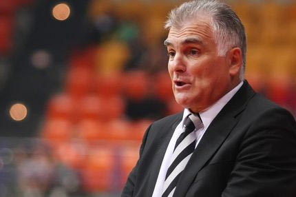 Έκπληξη γενεθλίων στον Μαρκόπουλο