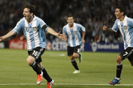 Ο Μέσι, ο Ροναλντίνιο και ο Πίρλο!