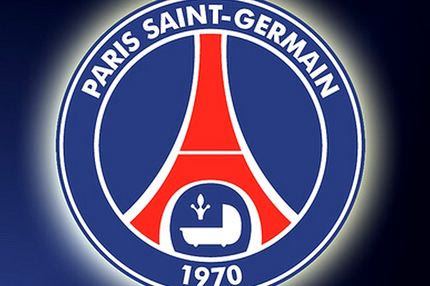 Φιλικό έξω από την μπουτίκ της Παρί για τους επισφαλώς εργαζόμενους