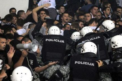 Μπλόκο σε 300 οπαδούς