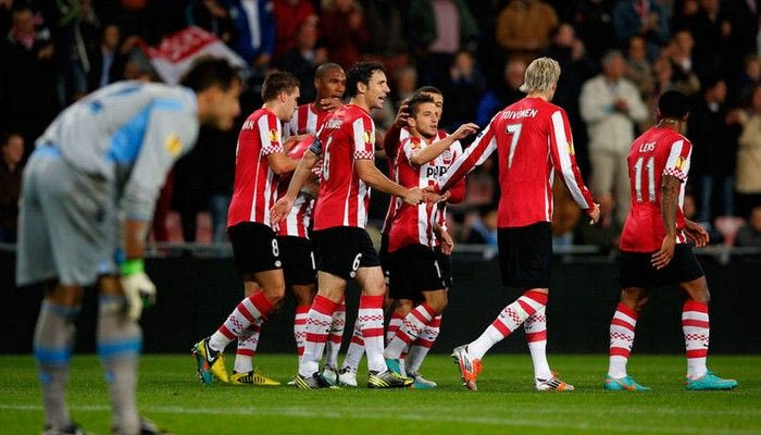 Θρίαμβος της Αϊντχόφεν επί της Νάπολι, χορταστικό διπλό της Ουντινέζε στο “Άνφιλντ”