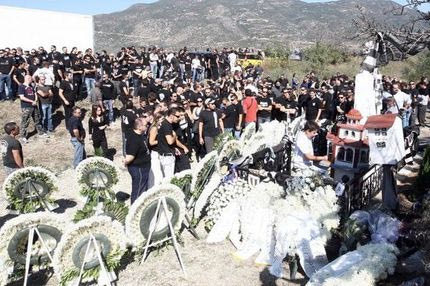 Δεν ξέχασαν τους έξι αδικοχαμένους οπαδούς. Μήνυμα Σαββίδη