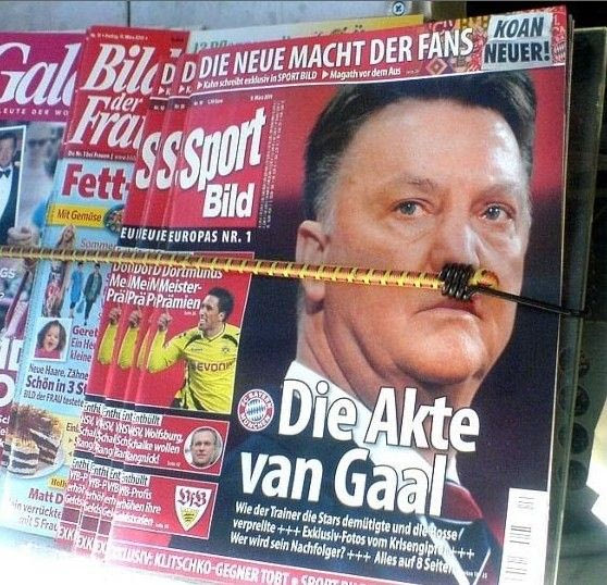 Φαν Χάαλ όπως Χίτλερ