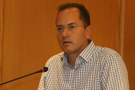 O EΣΑΚΕ, το εργόσημο και ο Κοντονής