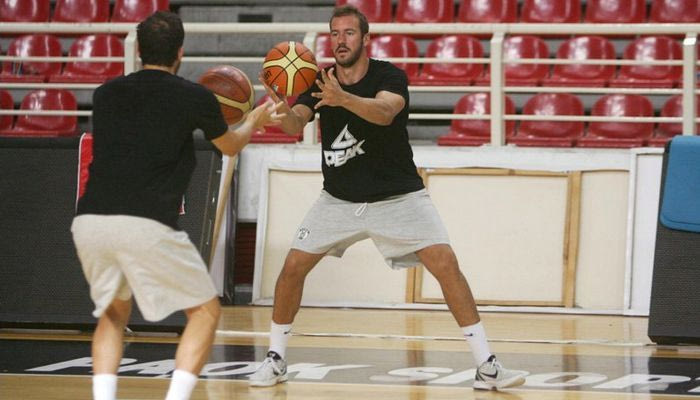 Ελπίζουν σε “ναι” του Χαριτόπουλου