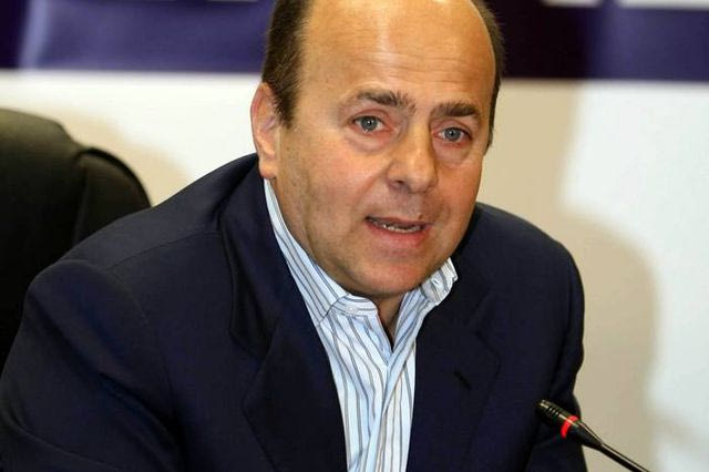 Αλαφούζος: “Πιστεύω στο μοντέλο της λαϊκής βάσης”