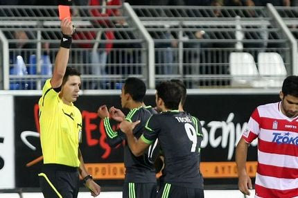 “Τον έθιξε ως φίλαθλο και άνθρωπο η συμπεριφορά του Αρετόπουλου”