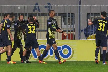 Με 23 ποδοσφαιριστές σε Λάρισα και Κρήτη