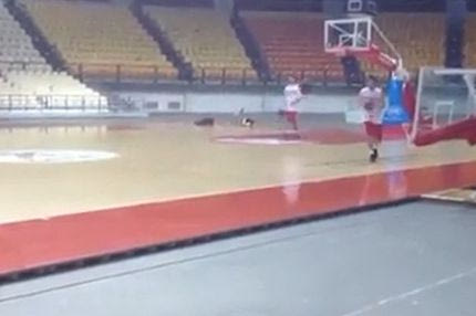 Καλάθι με μέθοδο μπιλιάρδο στην προπόνηση