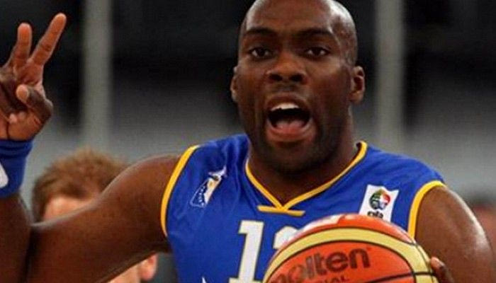 Χάνει τον Ντόμερκαντ για έξι μήνες