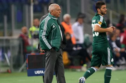 Ασπίδα στους νέους ο Φερέιρα