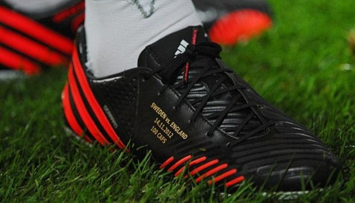 Επετειακό παπούτσι για τον Τζέραρντ