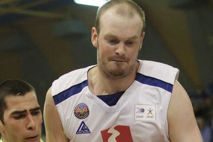 Τέλος ο Χιουζ