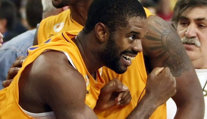 Έφυγε από το Περιστέρι ο Τζόουνς