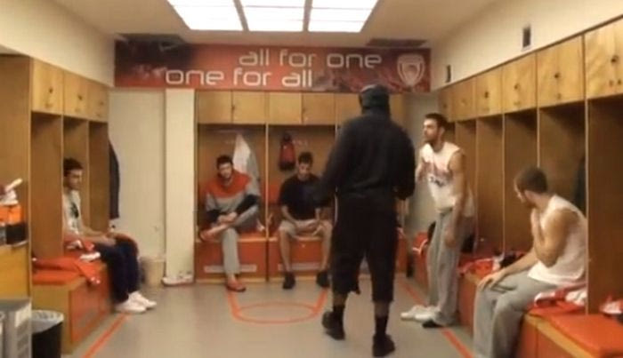 Η πρώτη προπόνηση του Πάουελ με τα “ερυθρόλευκα”