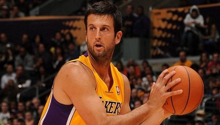 Η προπόνηση στα τρίποντα του Καπόνο