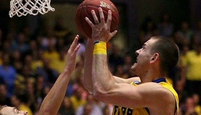 Mακάμπι-Πρόκομ 93-62