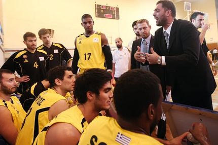 Ανακοίνωση παικτών: “Κράτα τον κόουτς πρόεδρε…”