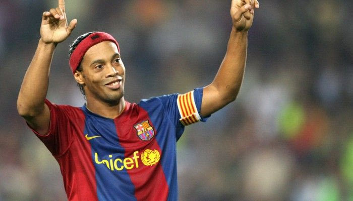 Ροναλντίνιο: “Εμείς ζητήσαμε τον Μέσι”