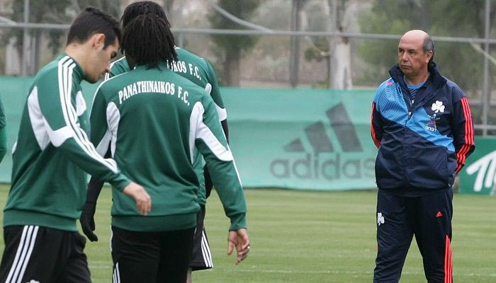 Ρότσα στους ποδοσφαιριστές: “Προχωράμε…”