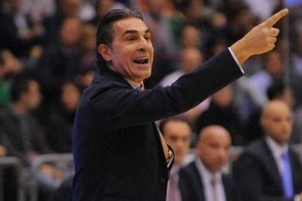 Αναλαμβάνει ο Σκαριόλο