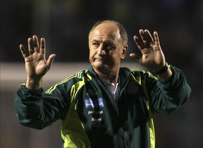 Ο Σκολάρι αναλαμβάνει τη Βραζιλία