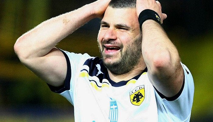 Σιαλμάς στο Contra.gr: “Δεν άξιζα αυτή τη συμπεριφορά από την ΑΕΚ”