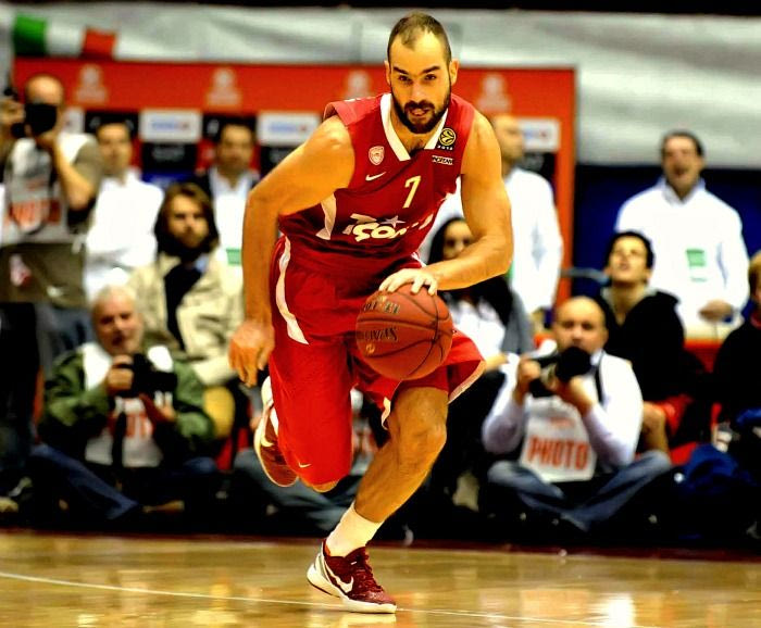 Ο Ολυμπιακός “κρατάει” τον Σπανούλη