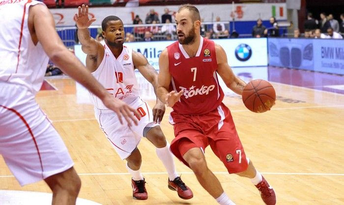 Καλύτερη ασίστ της βραδιάς από τον Σπανούλη